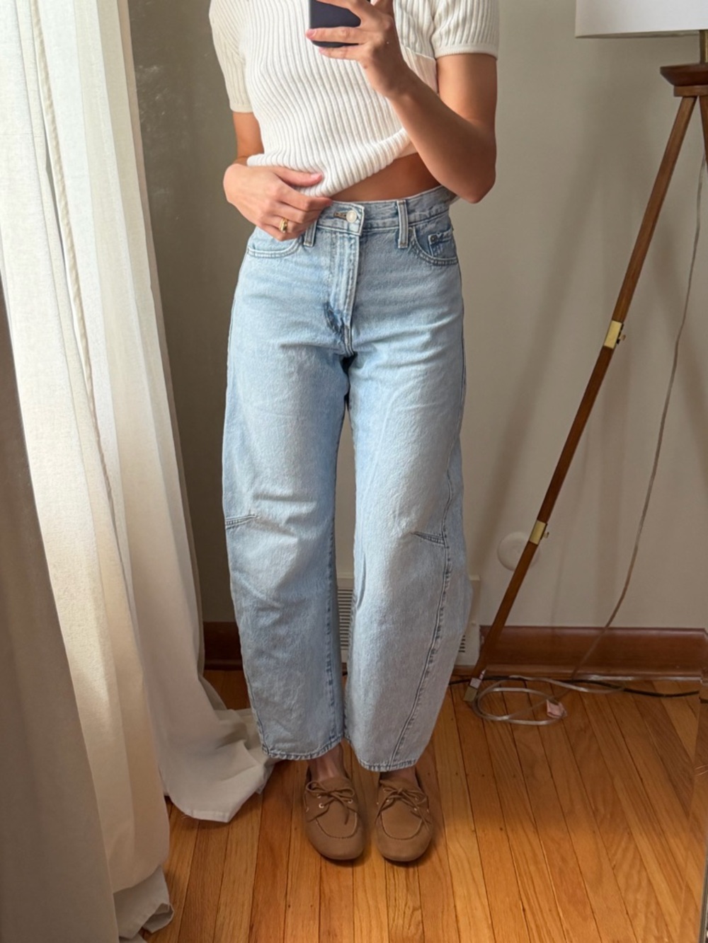 Levi’s barrel leg Cinch Light Blue Women’s Jeans